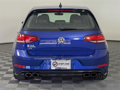 Used 2018 Volkswagen Golf R 4-Door image 6