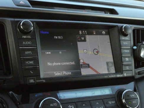 Used 2016 Toyota RAV4 SE image 6
