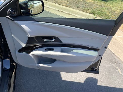 Used 2014 Acura RLX w/ Technology Package image 21