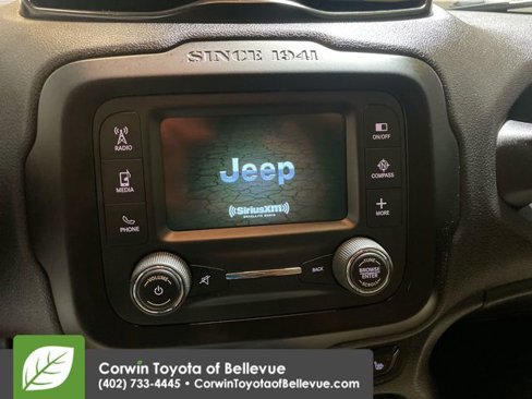 Used 2015 Jeep Renegade Latitude w/ Cold Weather Group II image 13