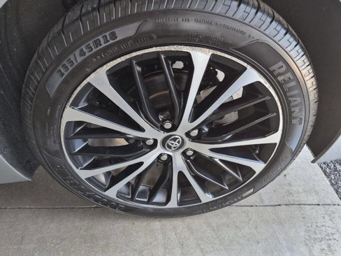 Used 2020 Toyota Camry SE image 13
