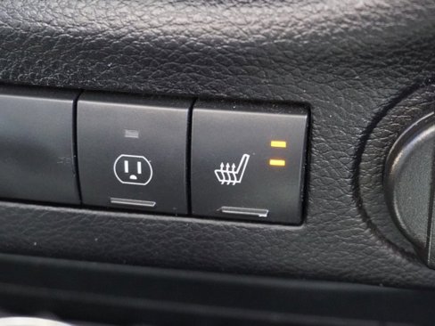 Used 2013 Jeep Wrangler Unlimited Sahara w/ Connectivity Group image 21