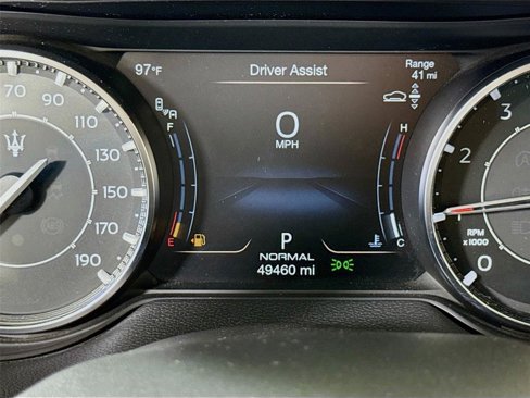 Used 2023 Maserati Levante Modena image 15