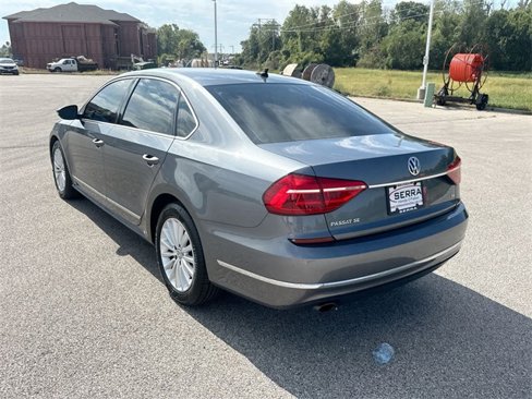 Used 2016 Volkswagen Passat 1.8T SE image 11