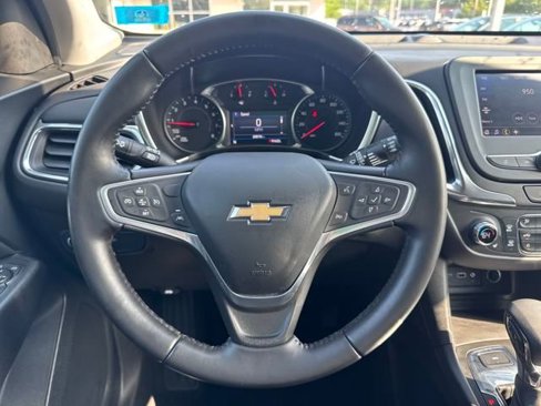 Used 2022 Chevrolet Equinox LT image 17