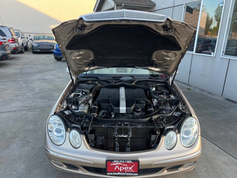 Used 2003 Mercedes-Benz E 320 Sedan image 10