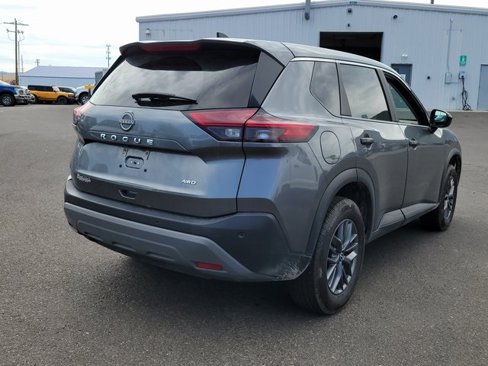 Used 2023 Nissan Rogue S image 5