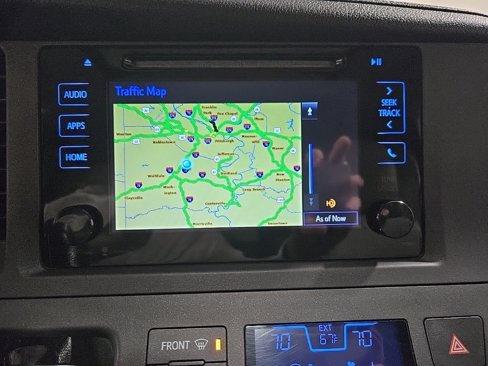 Used 2015 Toyota Sienna XLE image 15