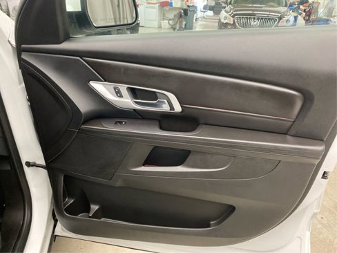 Used 2016 GMC Terrain SLE image 26