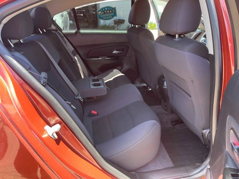 Used 2012 Chevrolet Cruze LT image 11