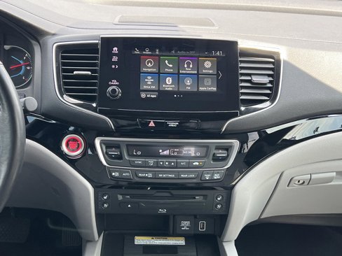 Certified 2019 Honda Pilot Elite image 10