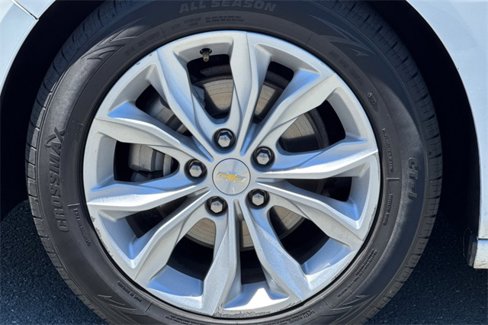 Used 2022 Chevrolet Malibu LT image 42