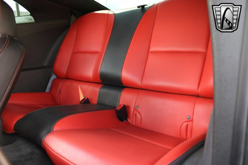 Used 2010 Chevrolet Camaro SS w/ Interior Accent Trim Package image 24
