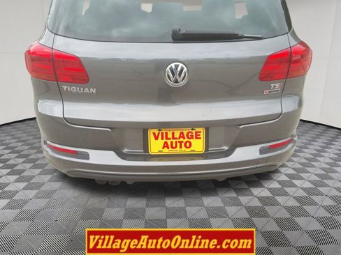Used 2016 Volkswagen Tiguan R-Line image 11