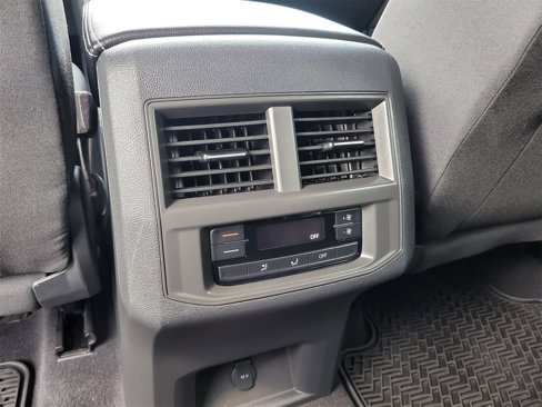 Used 2021 Volkswagen Atlas S image 14
