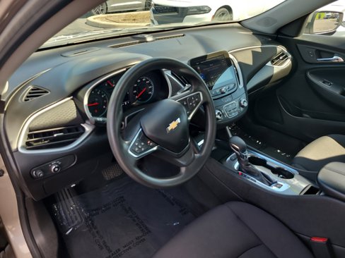 Used 2024 Chevrolet Malibu LT image 18