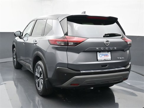 Used 2023 Nissan Rogue SV image 11