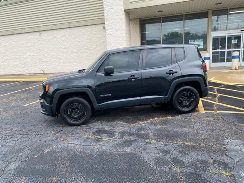 Used 2015 Jeep Renegade Sport w/ Power & Air Group image 2