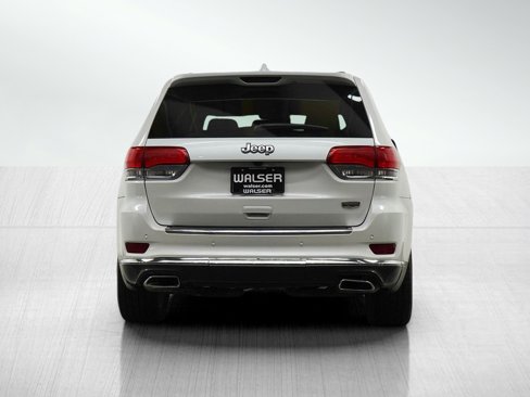 Used 2018 Jeep Grand Cherokee Summit image 4