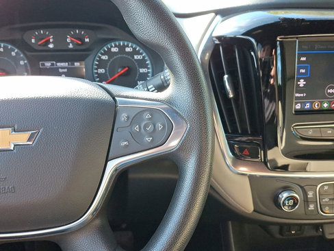 Certified 2022 Chevrolet Traverse LS w/ LPO, Blackout Package image 18