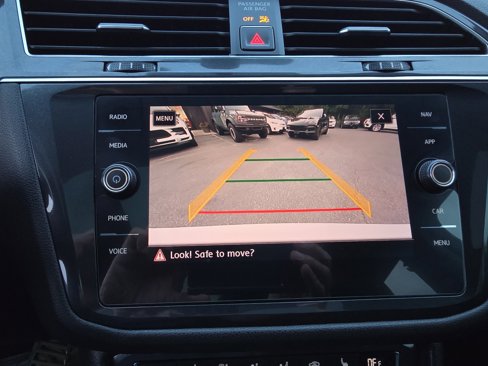 Used 2018 Volkswagen Tiguan SEL image 68