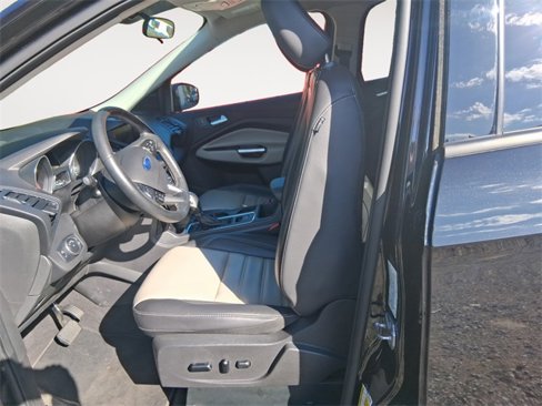 Used 2019 Ford Escape SEL image 9