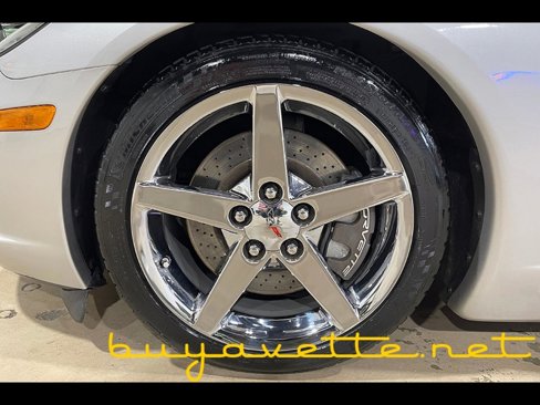 Used 2006 Chevrolet Corvette Convertible w/ Preferred Equipment Group image 12