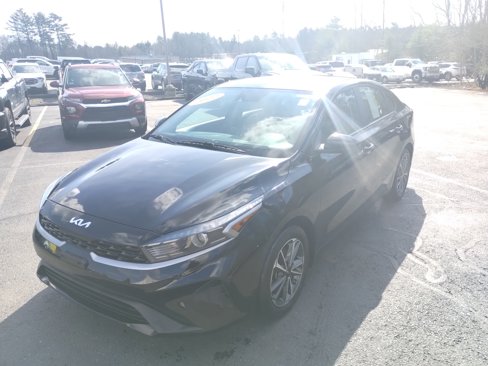 Used 2022 Kia Forte LXS image 7