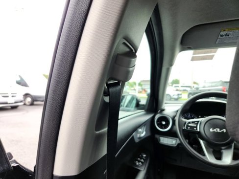 Used 2024 Kia Forte LXS image 30