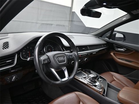 Used 2019 Audi Q7 3.0T Premium w/ Convenience Package image 19