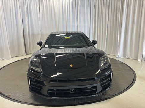 New 2025 Porsche Panamera 4 image 11