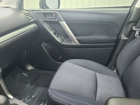 Used 2015 Subaru Forester 2.5i Premium w/ All-Weather Package image 25