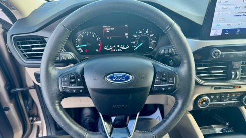 Certified 2020 Ford Escape SEL image 25