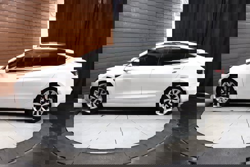Used 2020 Tesla Model 3 Long Range image 8