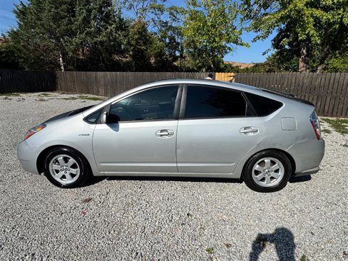 Used 2008 Toyota Prius image 2