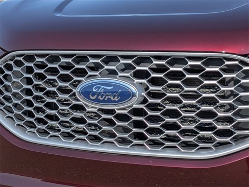 Used 2023 Ford Edge SEL w/ Convenience Package image 9