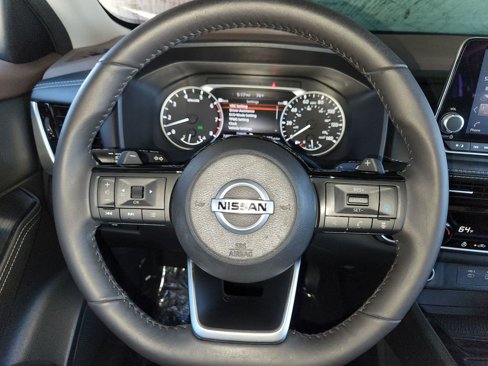 Certified 2021 Nissan Rogue SV w/ Premium Package image 24