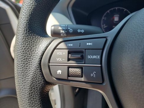 Used 2023 Honda HR-V LX image 16