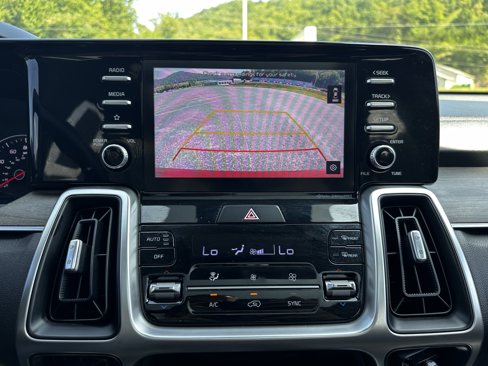 Used 2021 Kia Sorento EX w/ Panoramic Sunroof Package image 19