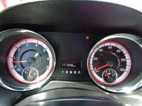 Used 2013 Dodge Grand Caravan SXT image 19