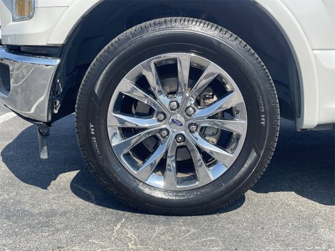 Used 2017 Ford F150 Lariat image 9