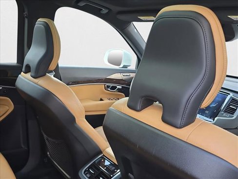 Used 2019 Volvo XC90 T6 Momentum image 21