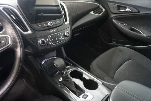 Used 2023 Chevrolet Malibu LT image 19