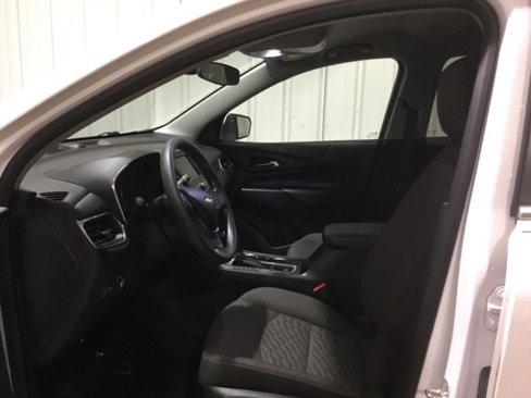 Used 2021 Chevrolet Equinox LT image 27