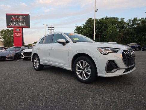 Used 2022 Audi Q3 2.0T Premium Plus image 18