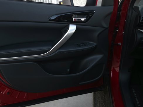 New 2026 Mitsubishi Eclipse Cross SE image 7