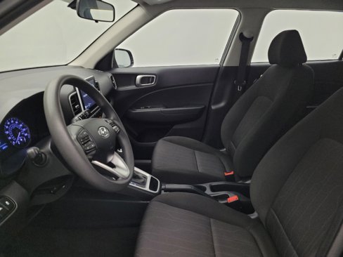 Used 2020 Hyundai Venue SE image 17