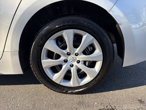 Used 2024 Toyota Corolla LE image 14