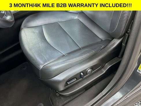 Used 2018 Chevrolet Equinox Premier image 19