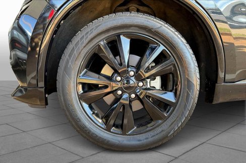Used 2013 Dodge Durango SXT w/ Blacktop Pkg image 11